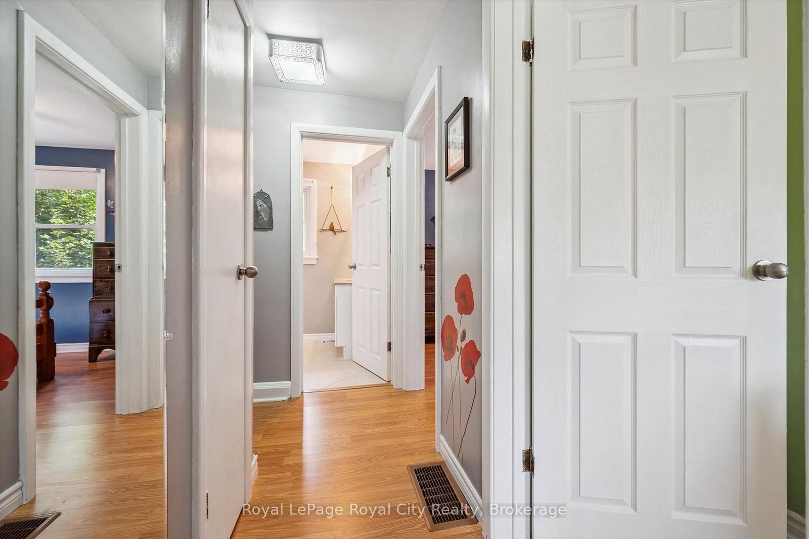 18 June Avenue • Guelph, ON photo 25