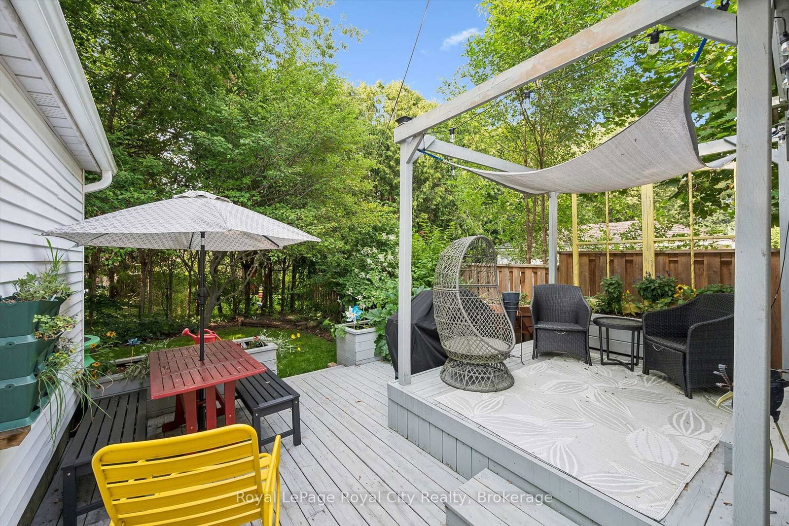18 June Avenue • Guelph, ON photo 36