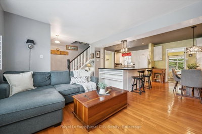 18 June Avenue • Guelph, ON photo 9