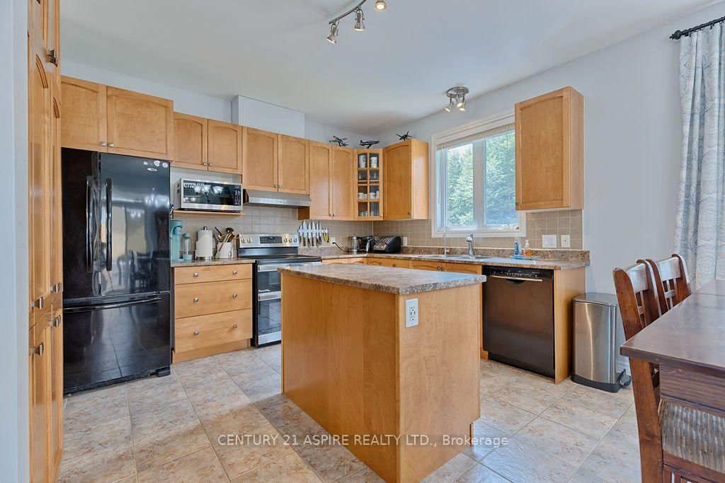 12 Bedard Boulevard • Petawawa, ON photo 12