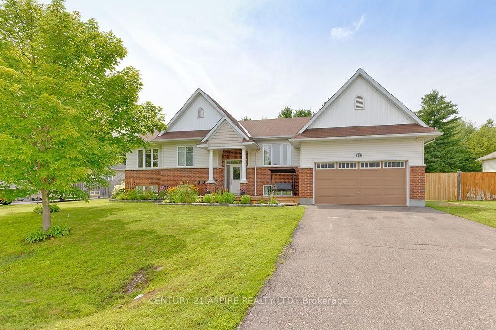 12 Bedard Boulevard • Petawawa, ON photo 2