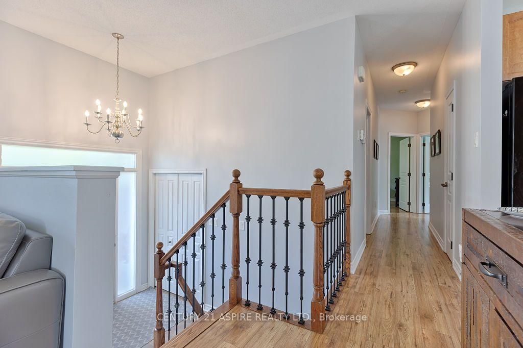 12 Bedard Boulevard • Petawawa, ON photo 5