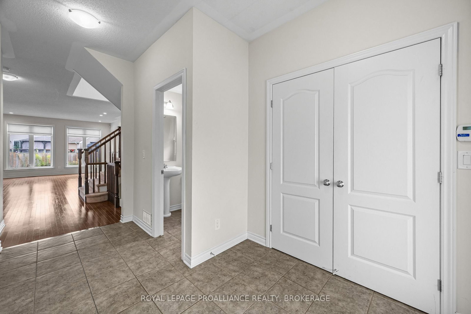 1397 Waterside Way • Kingston, ON photo 5