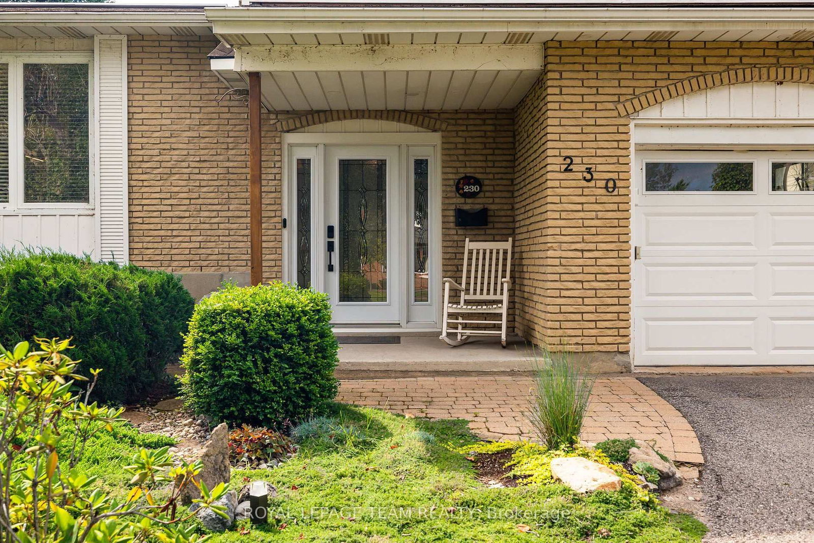 230 Lincoln Heights Road • Ottawa, ON photo 7