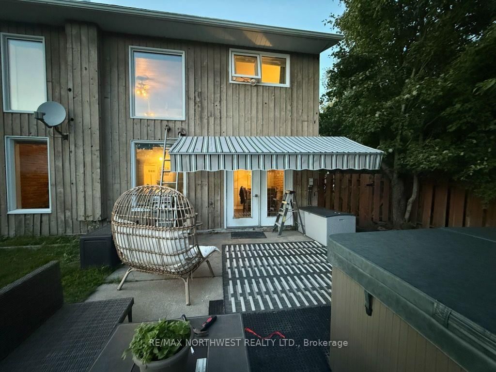 70 Wood Street • Dryden, ON photo 4