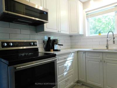 70 Wood Street • Dryden, ON photo 8
