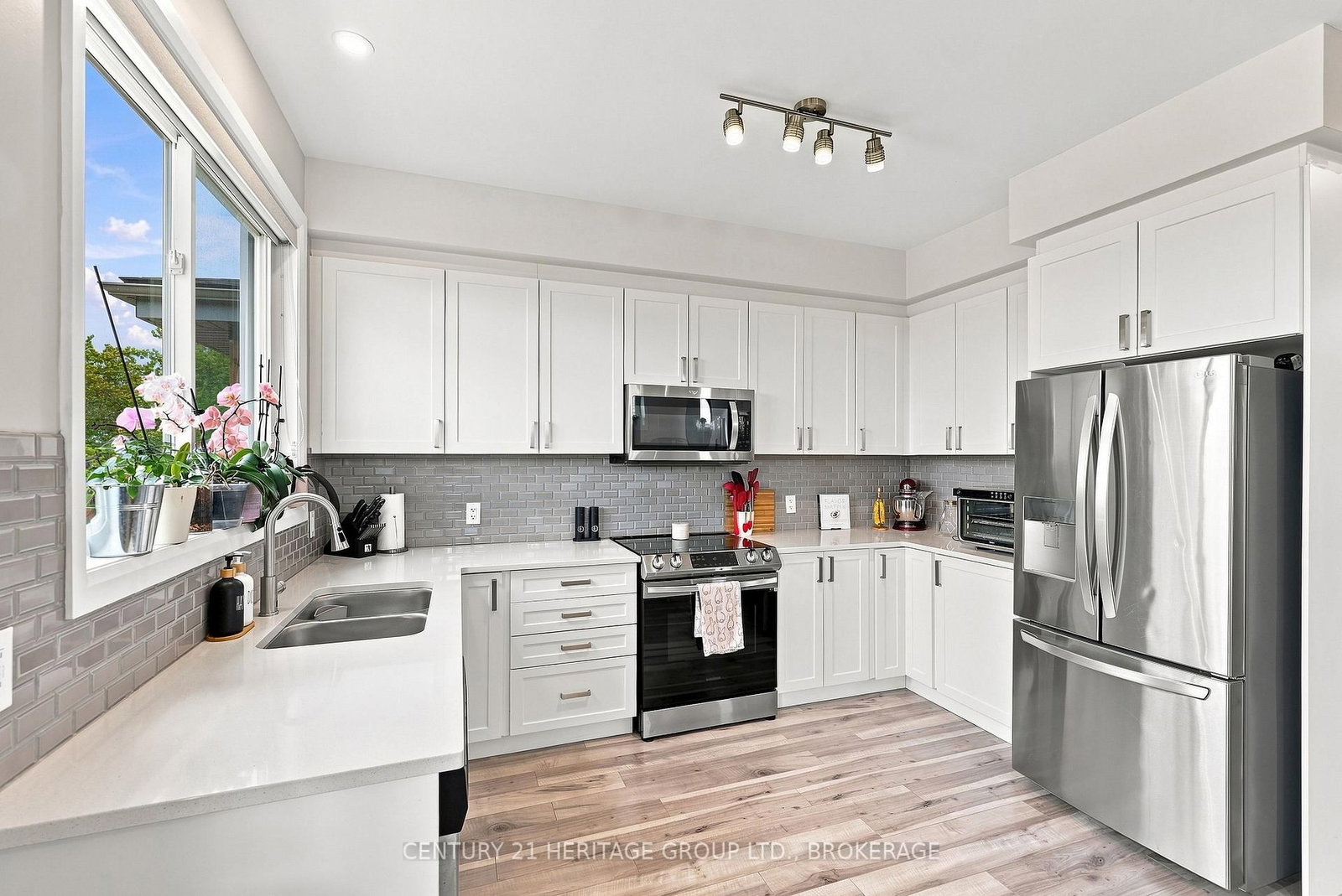 141 Superior Drive • Loyalist, ON photo 33