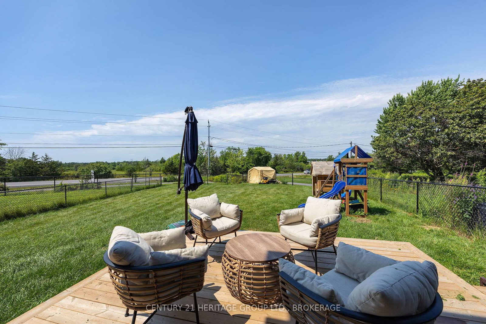141 Superior Drive • Loyalist, ON photo 5