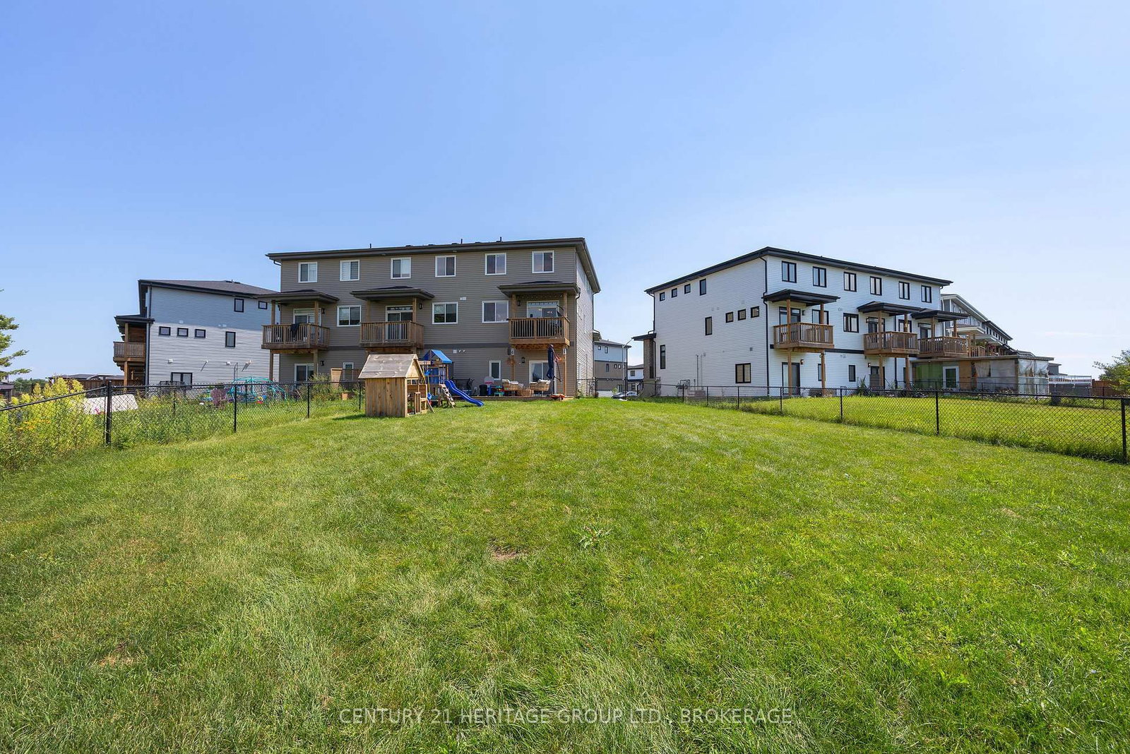 141 Superior Drive • Loyalist, ON photo 8