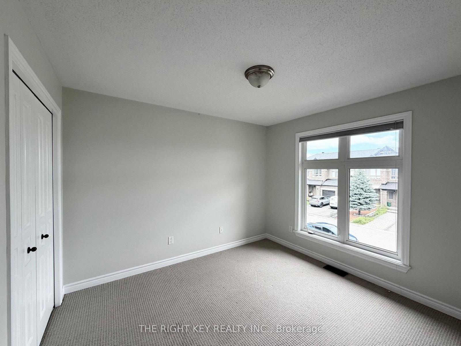 100 Popplewell Crescent • Ottawa, ON photo 10