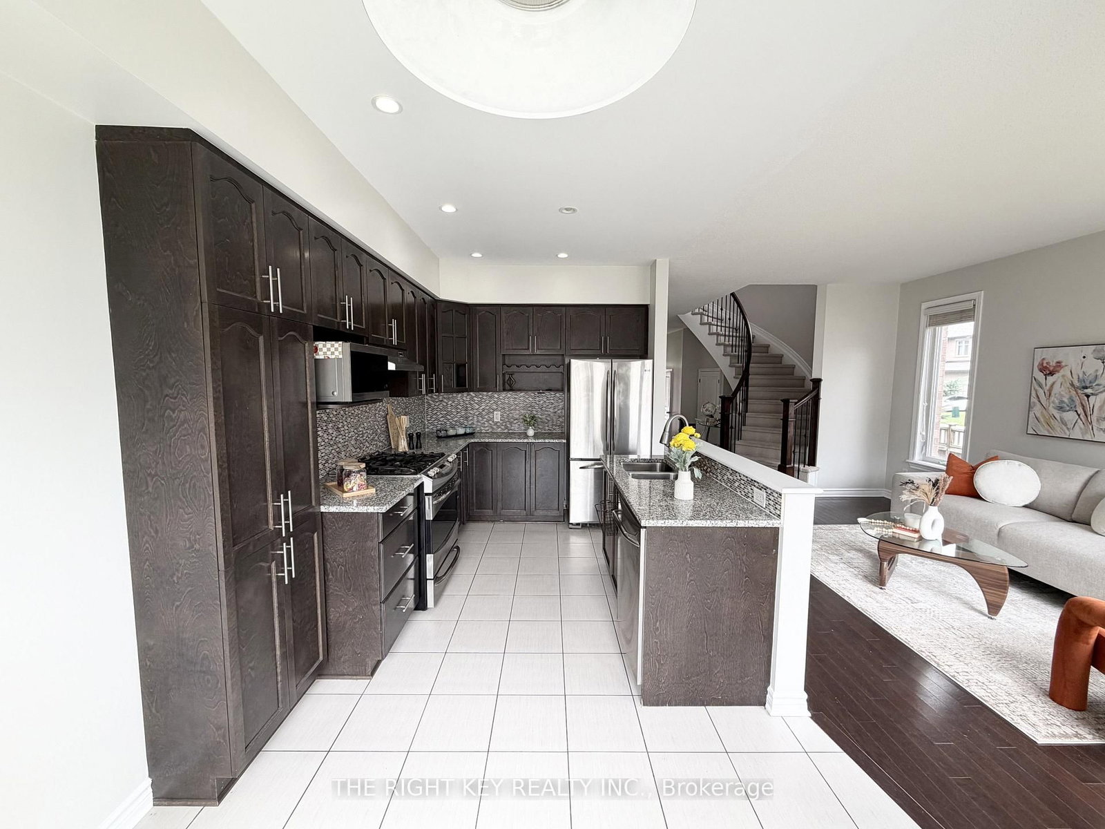 100 Popplewell Crescent • Ottawa, ON photo 7