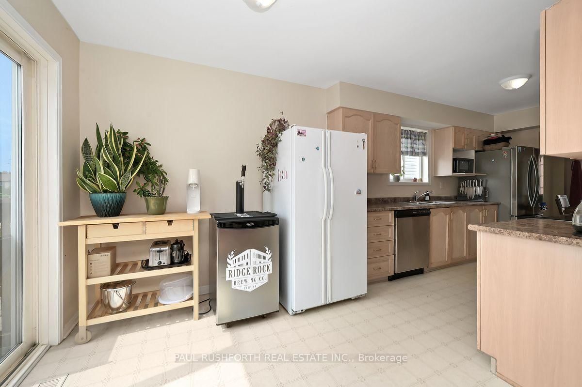 92 Splinter Crescent • Ottawa, ON photo 10