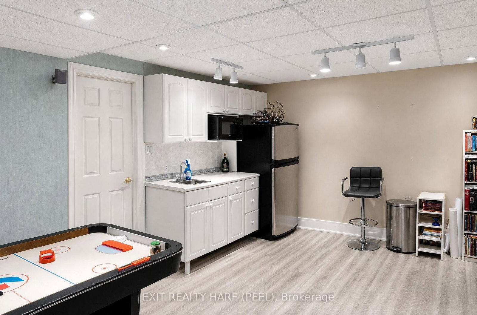 245 First Avenue • Welland, ON photo 35