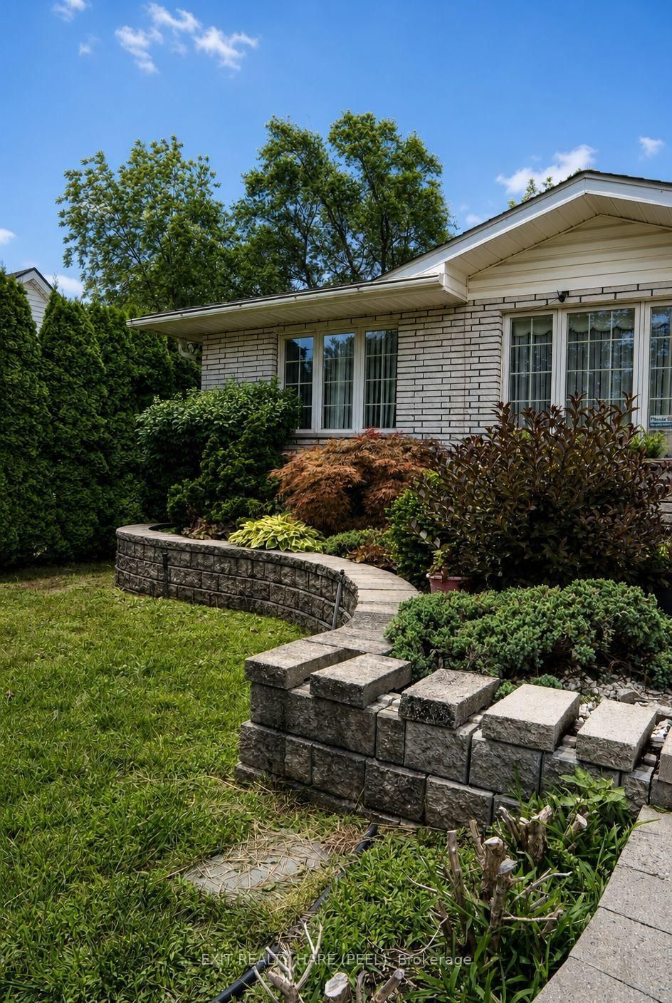 245 First Avenue • Welland, ON photo 5