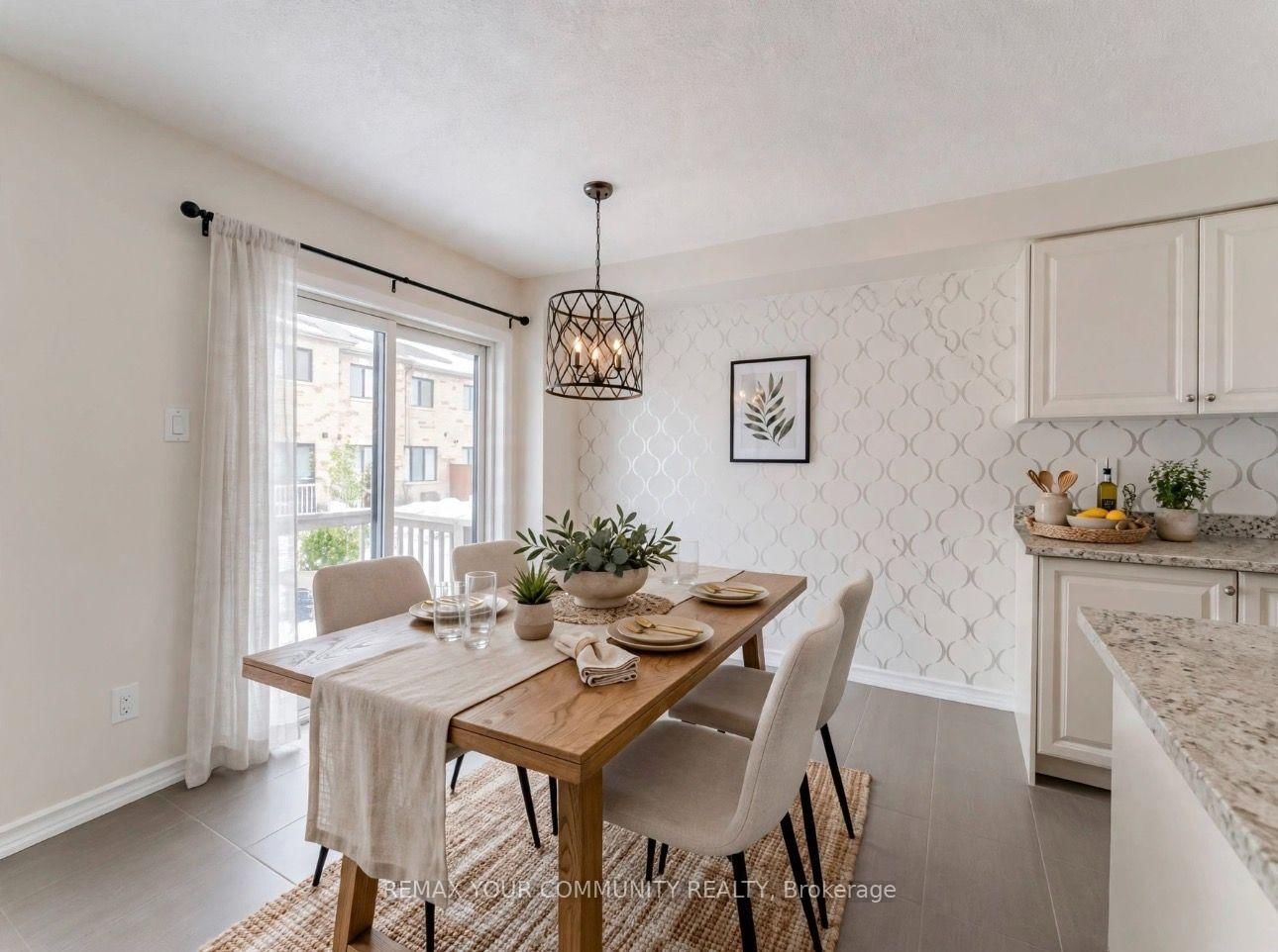 2 Prestwick Street • Hamilton, ON photo 13
