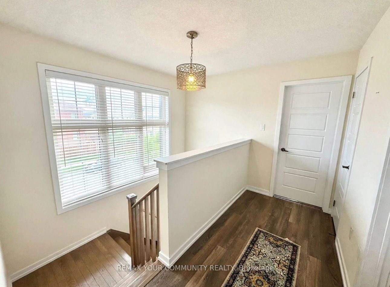 2 Prestwick Street • Hamilton, ON photo 24