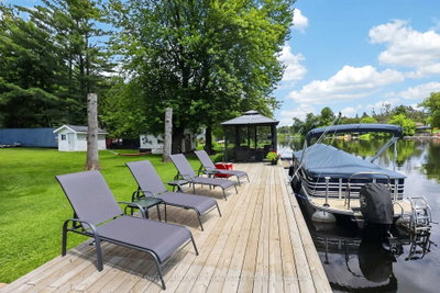 1057 Severn River Road • Gravenhurst, ON photo 2