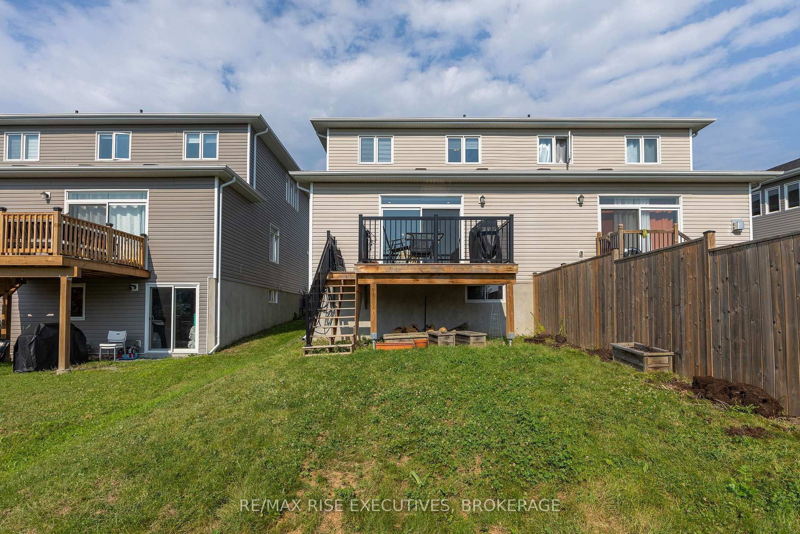 1233 Max Crescent • Kingston, ON photo 8
