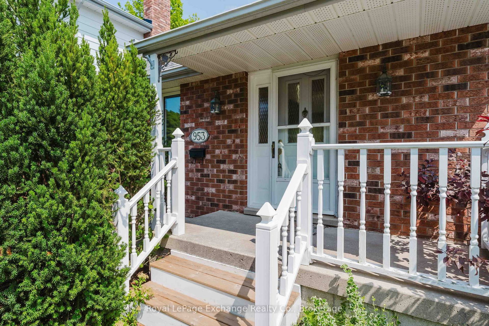 953 Parkwood Drive • Saugeen Shores, ON photo 11
