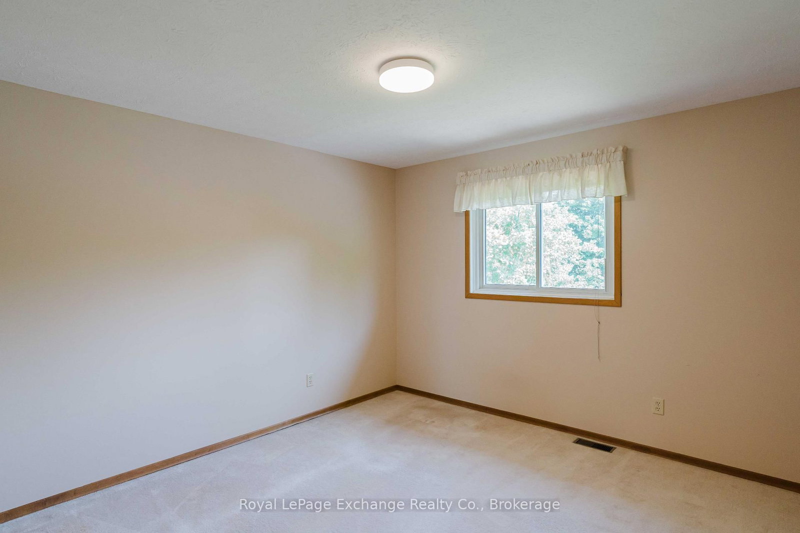 953 Parkwood Drive • Saugeen Shores, ON photo 38