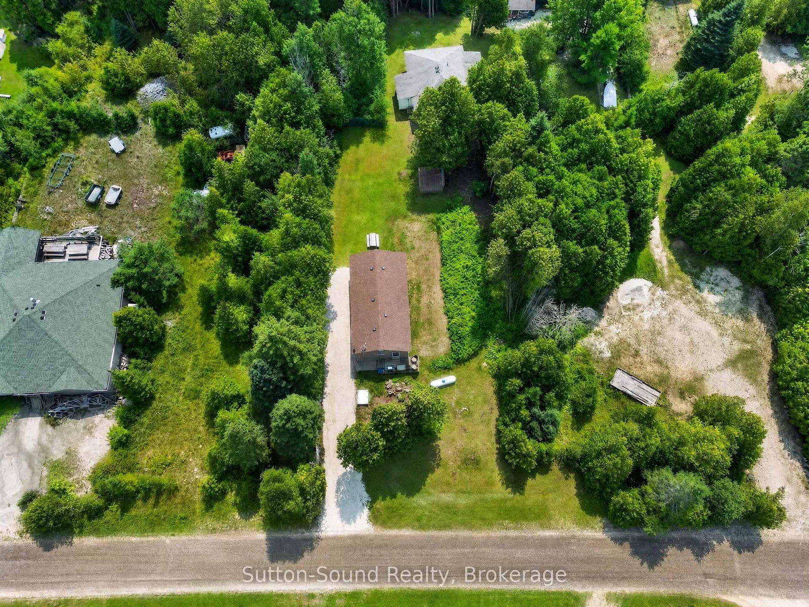 24 Isabella Street • South Bruce Peninsula, ON photo 3
