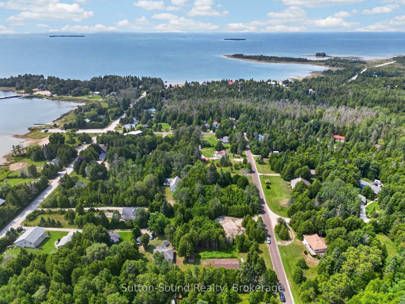 24 Isabella Street • South Bruce Peninsula, ON photo 4