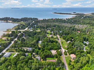 24 Isabella Street • South Bruce Peninsula, ON photo 4