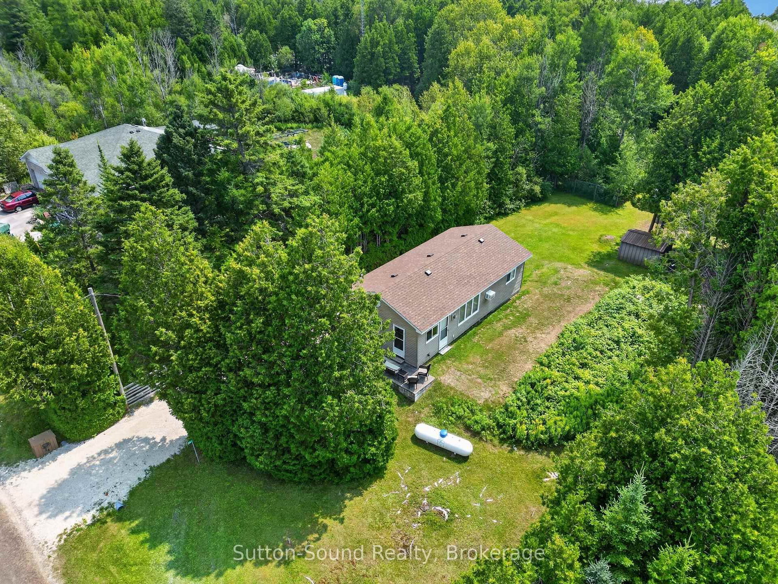 24 Isabella Street • South Bruce Peninsula, ON photo 6