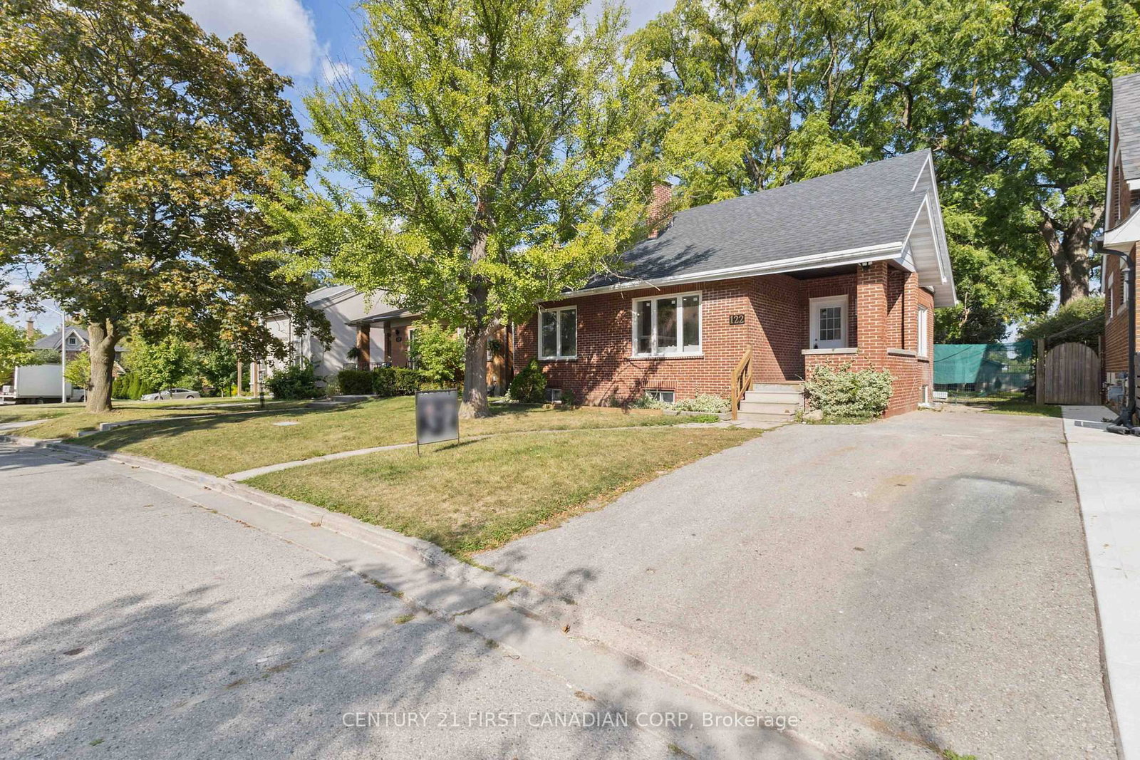 122 Windsor Crescent, London South