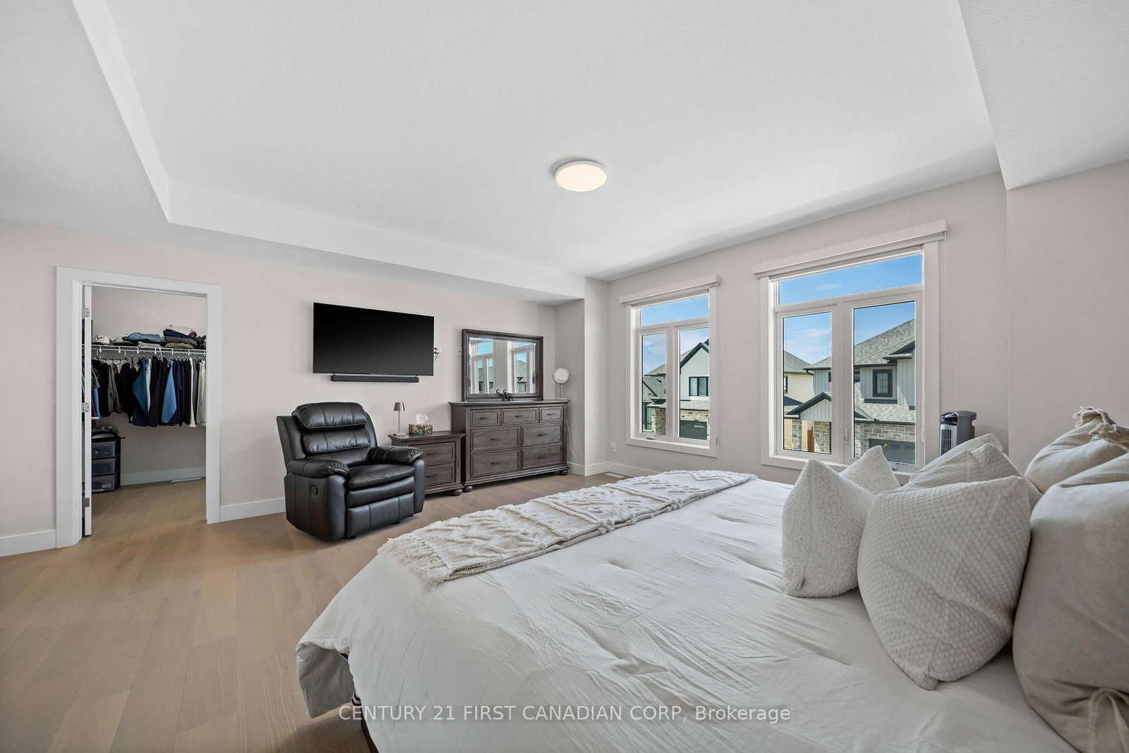 8-7966 Fallon Drive • Lucan Biddulph, ON photo 25