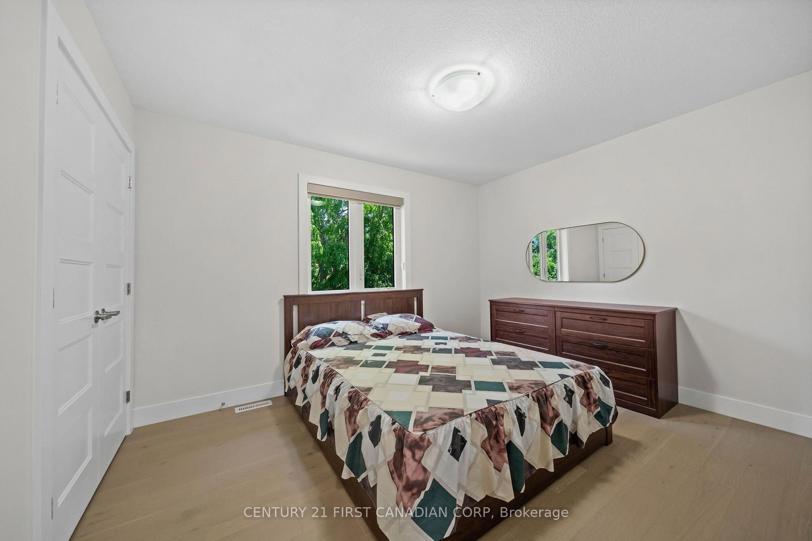 8-7966 Fallon Drive • Lucan Biddulph, ON photo 37