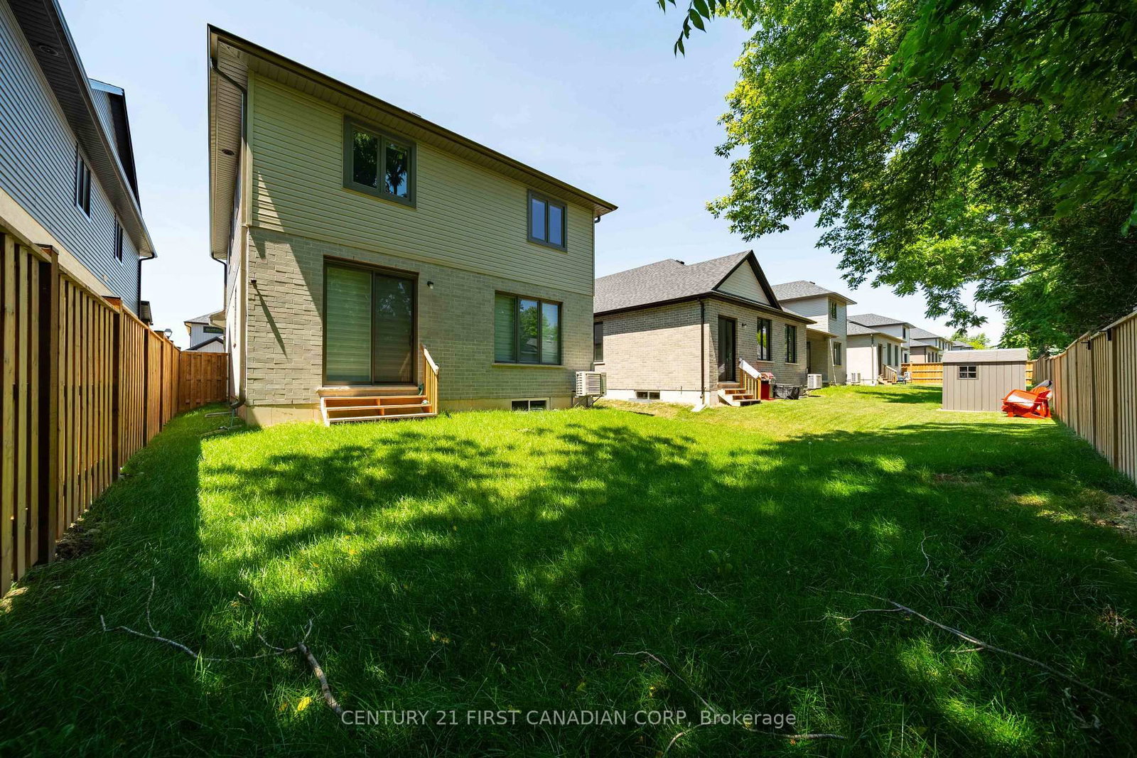 8-7966 Fallon Drive • Lucan Biddulph, ON photo 42