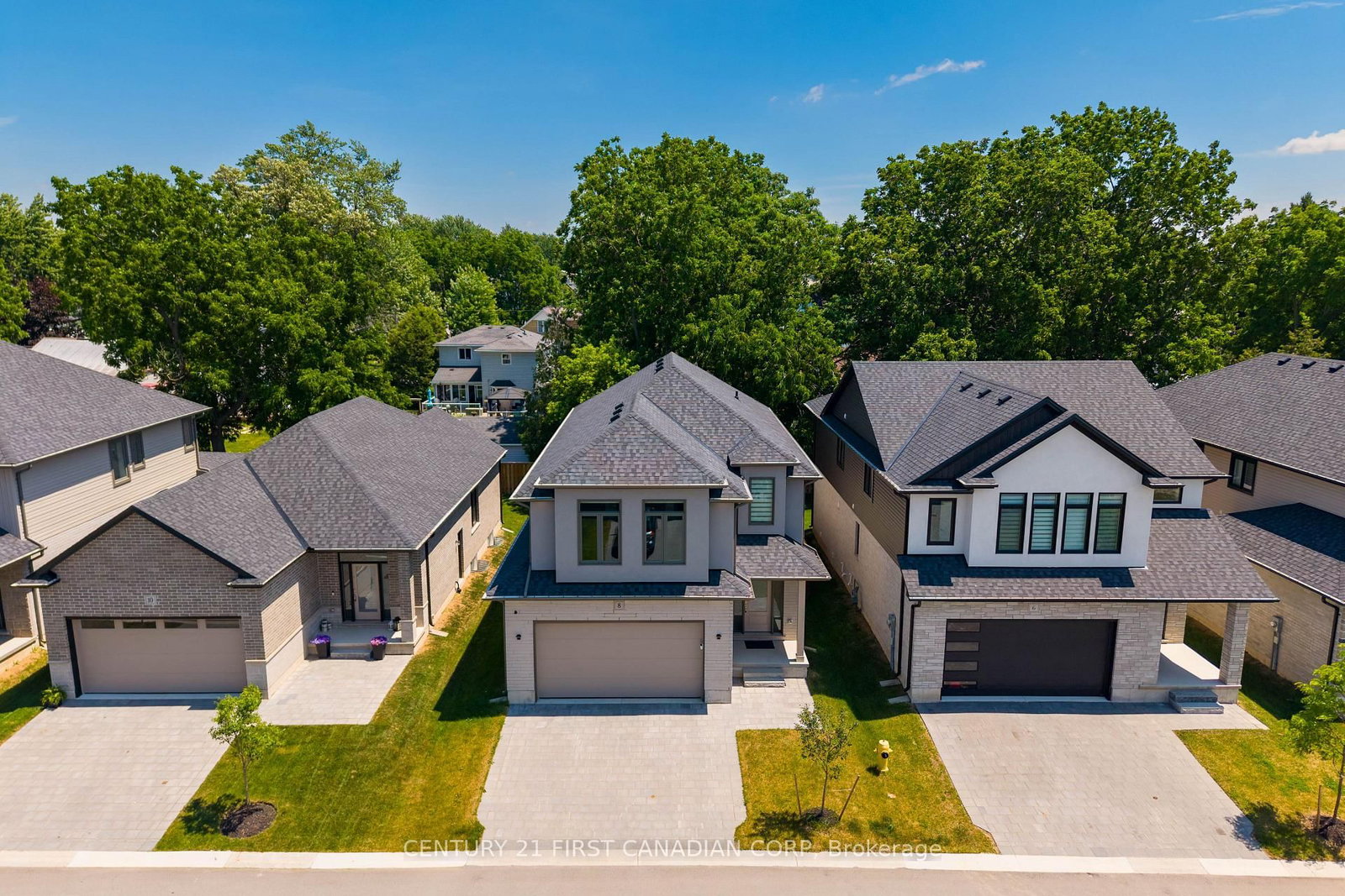 8-7966 Fallon Drive • Lucan Biddulph, ON photo 6