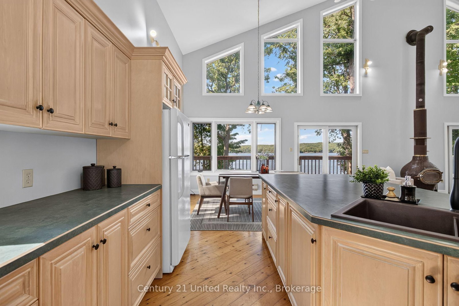 2450 Victoria Springs Lane E • Selwyn, ON photo 10