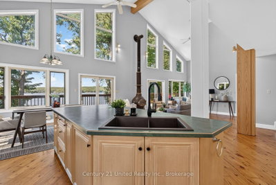 2450 Victoria Springs Lane E • Selwyn, ON photo 9