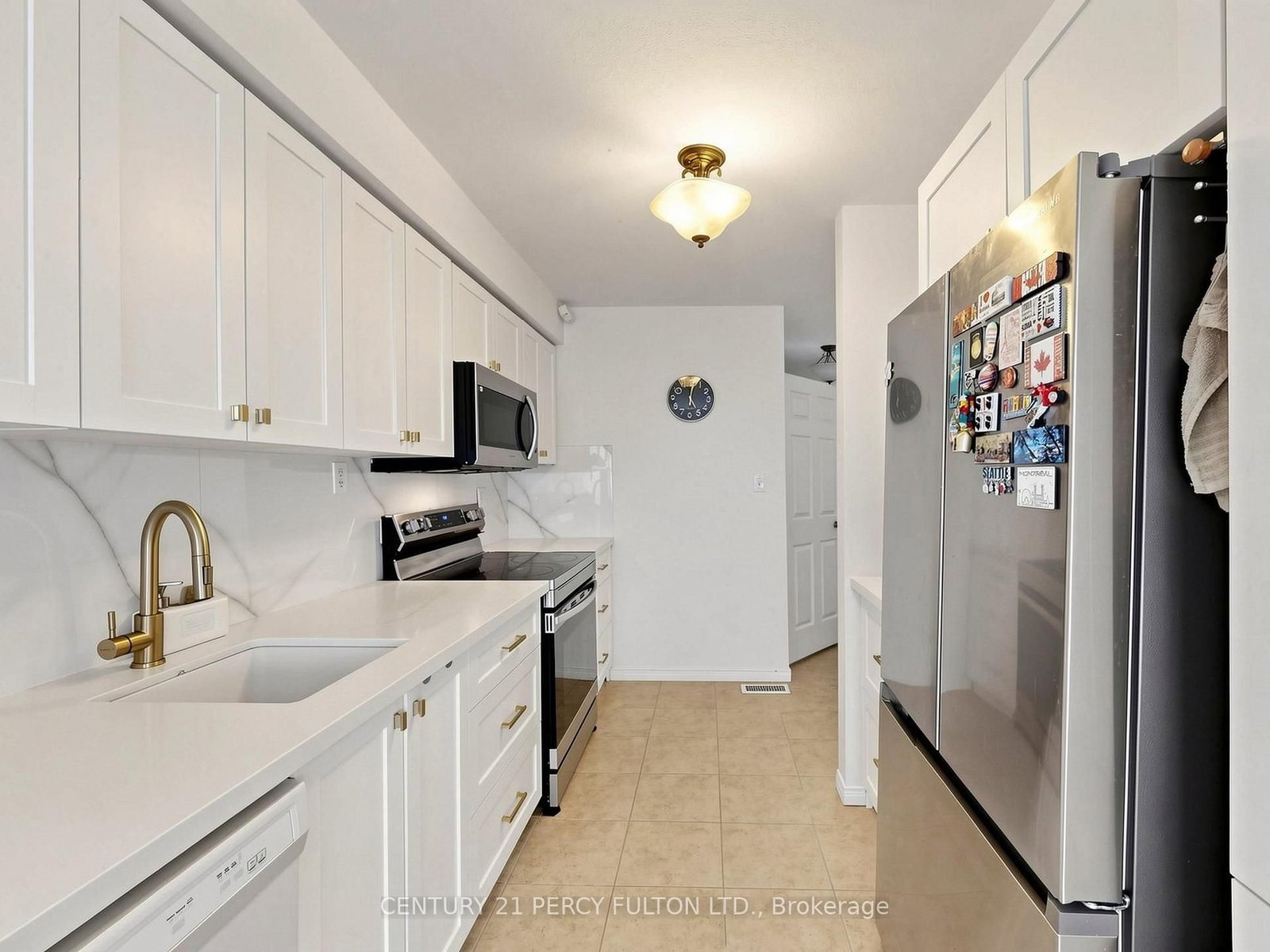 229 Dicenzo Drive • Hamilton, ON photo 10