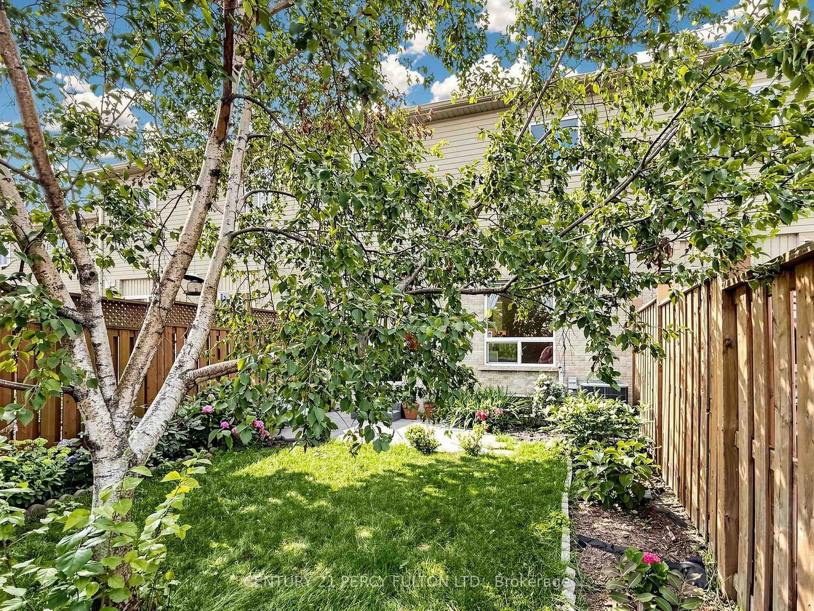 229 Dicenzo Drive • Hamilton, ON photo 40