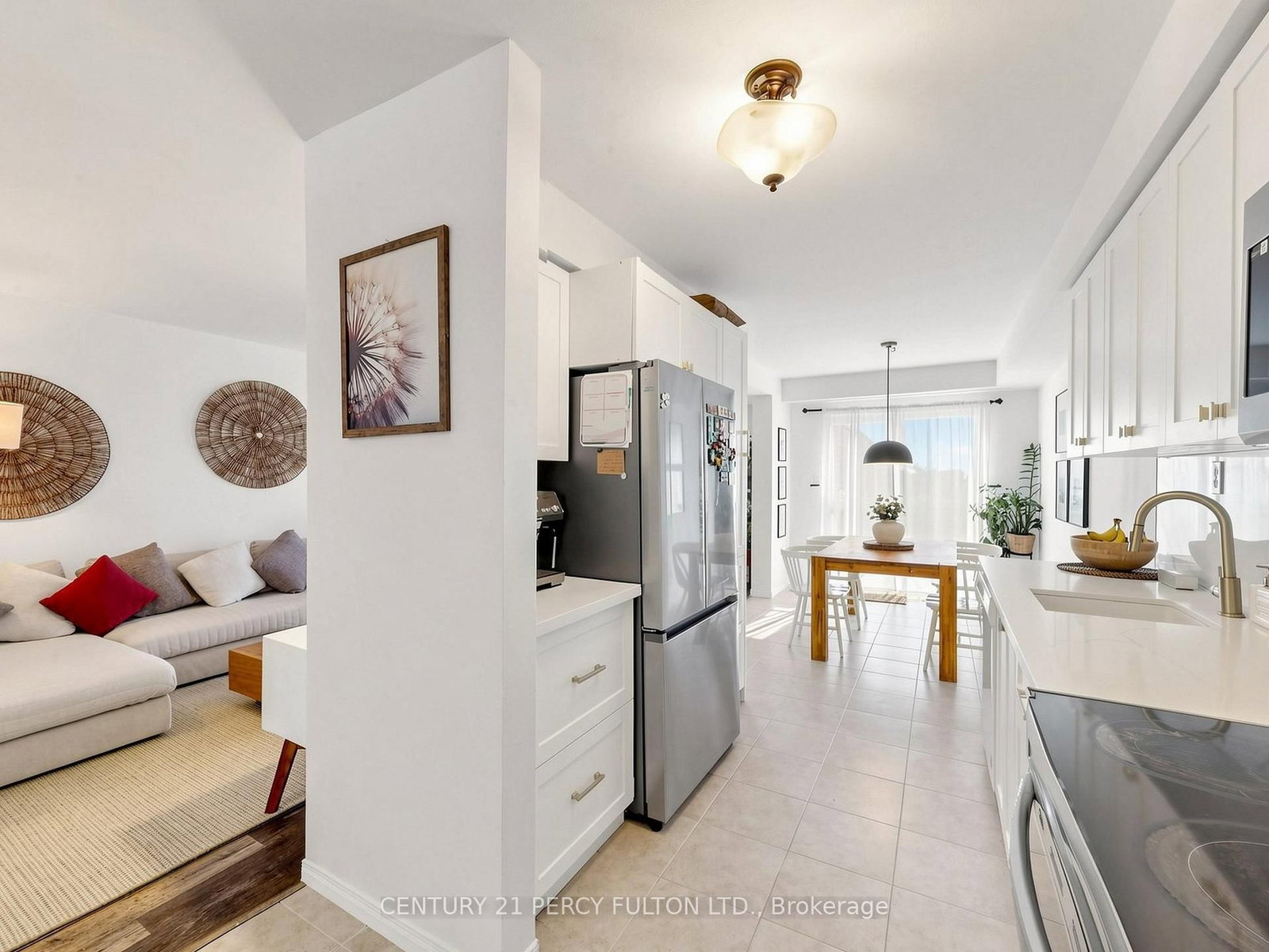 229 Dicenzo Drive • Hamilton, ON photo 9