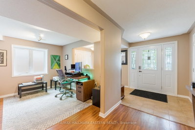 58 Parcells Crescent • Peterborough, ON photo 3