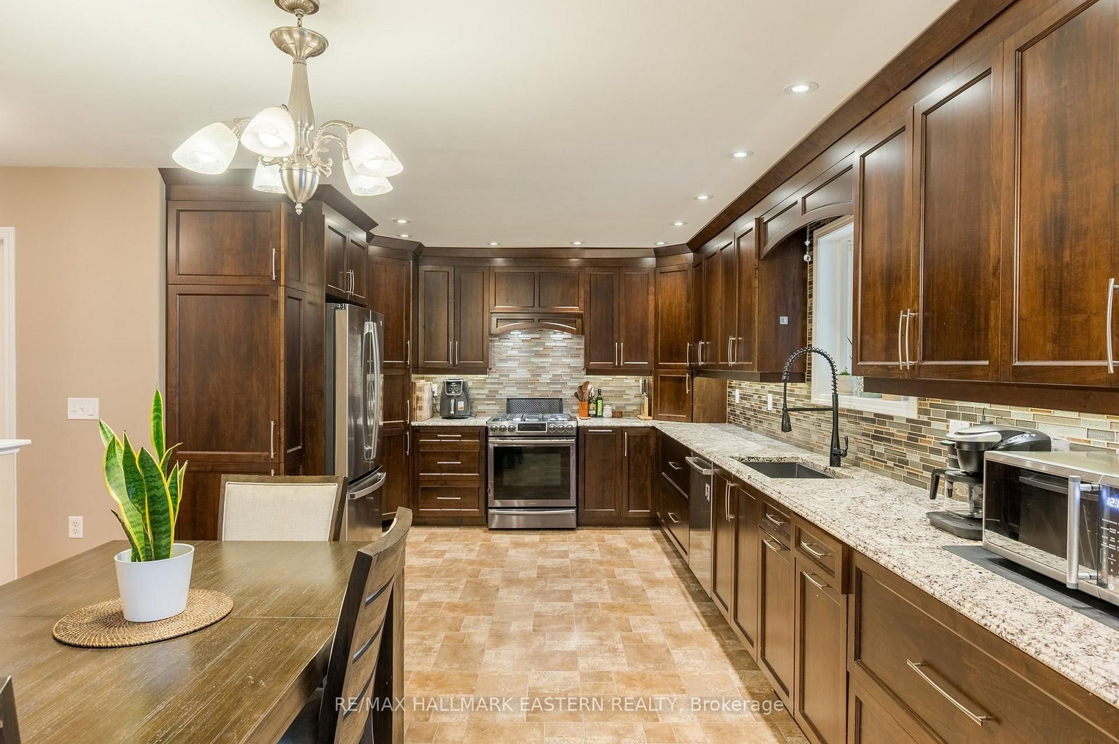 58 Parcells Crescent • Peterborough, ON photo 9