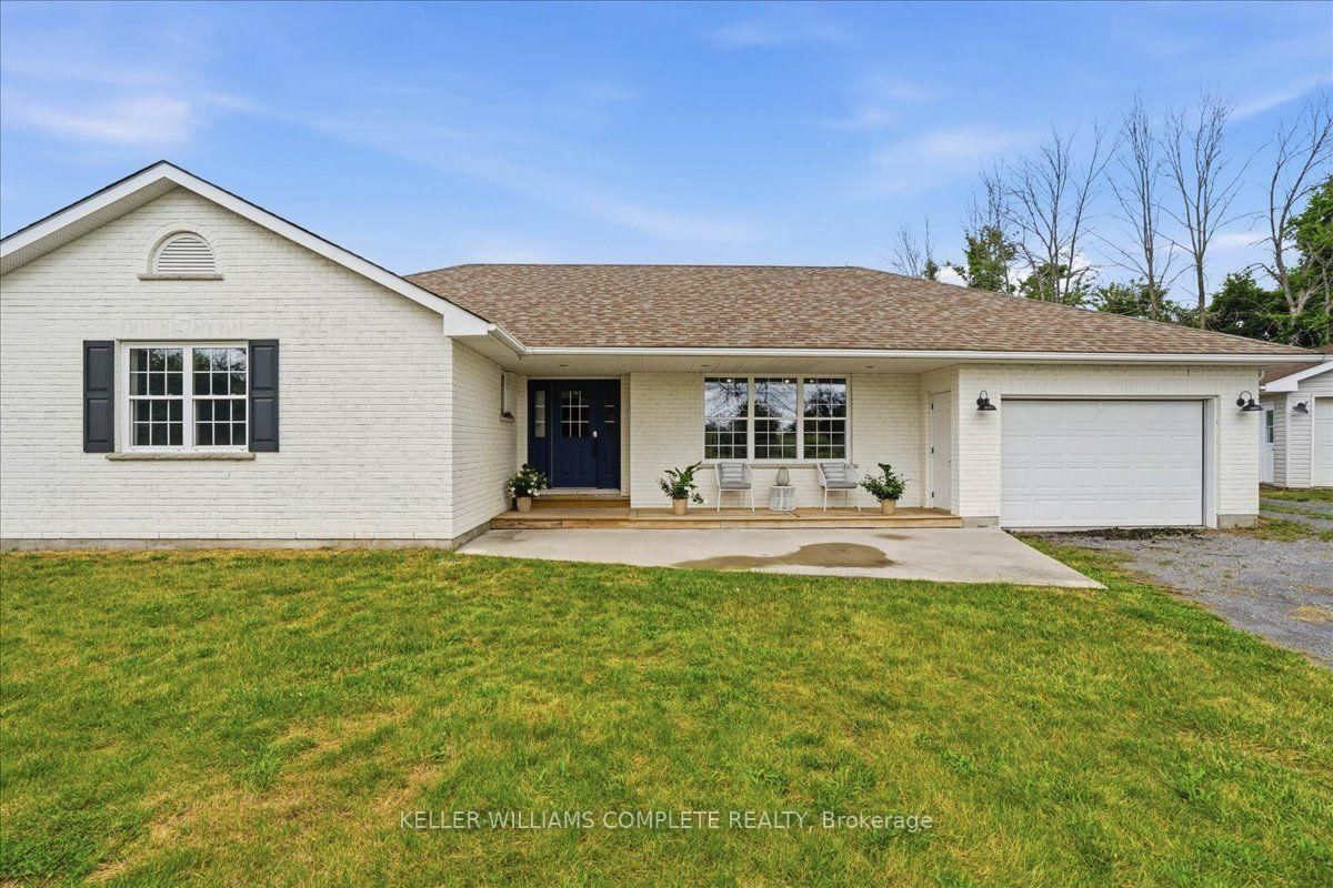 16 BONISTEEL Road • Trenton, ON photo 3