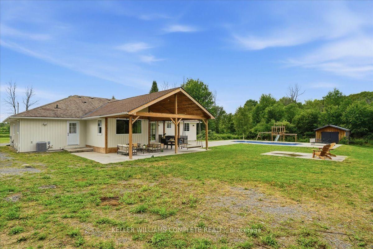 16 BONISTEEL Road • Trenton, ON photo 33