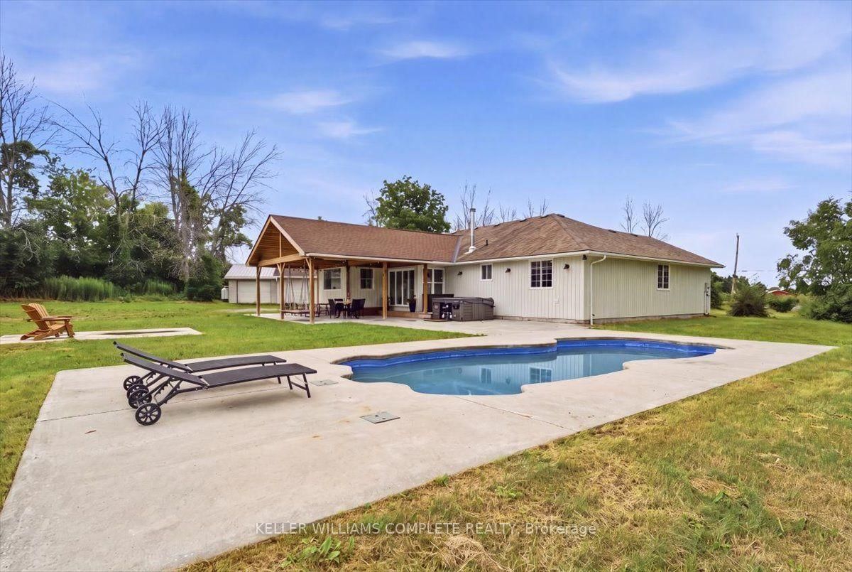 16 BONISTEEL Road • Trenton, ON photo 38