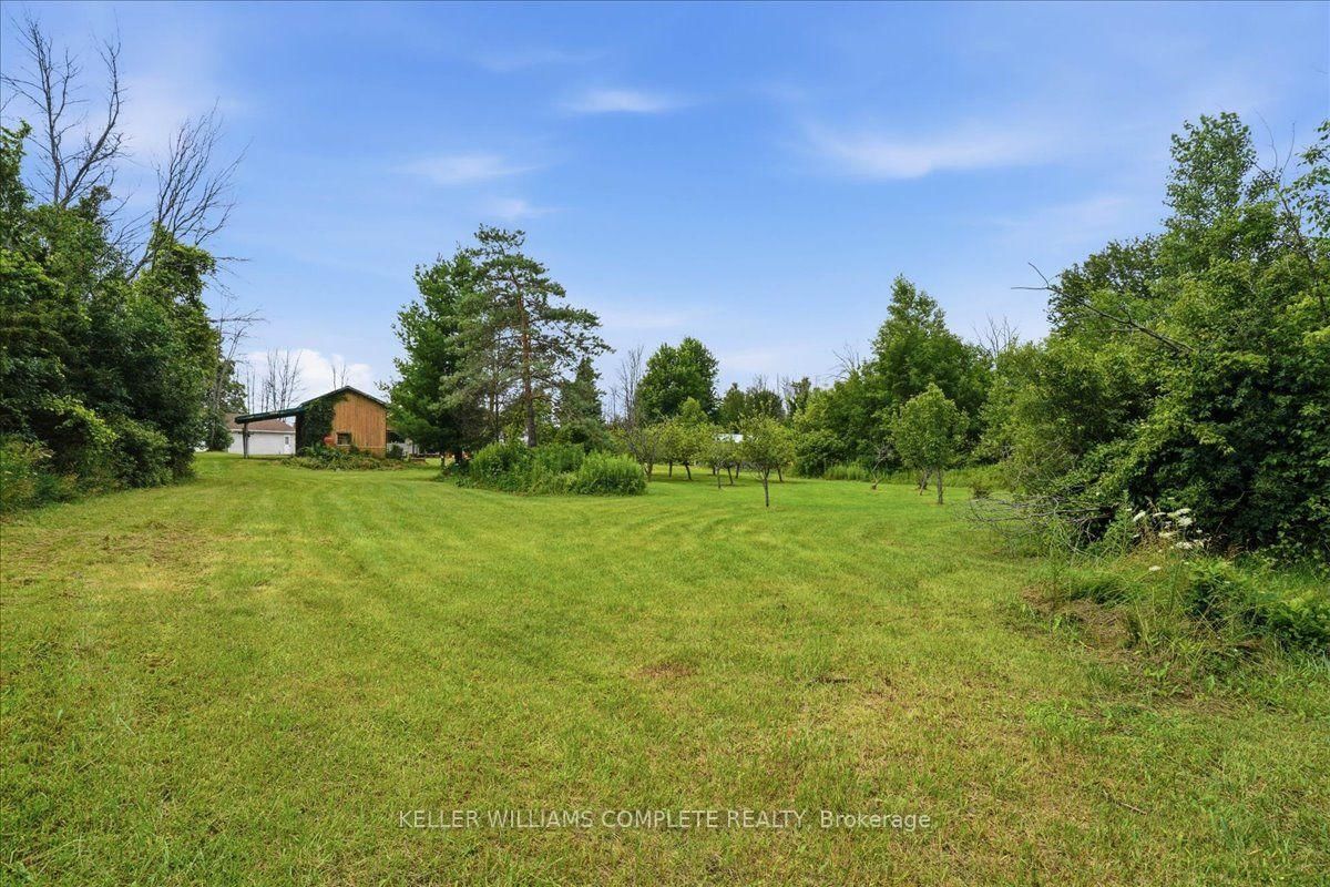 16 BONISTEEL Road • Trenton, ON photo 40