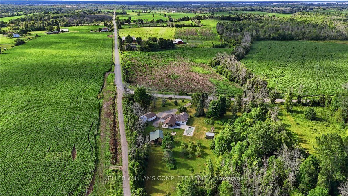 16 BONISTEEL Road • Trenton, ON photo 42