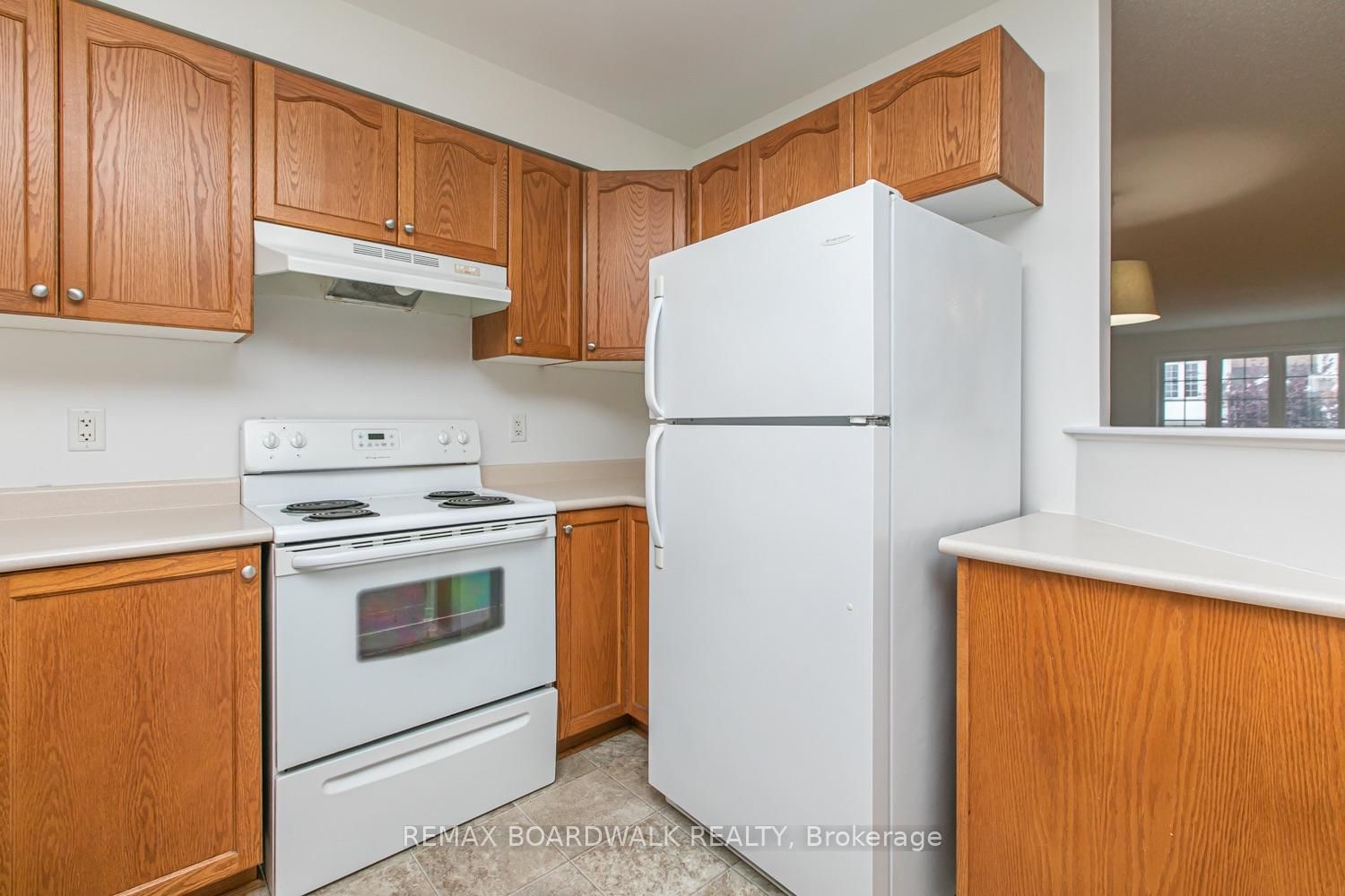 246 Gershwin Private • #38 • Ottawa, ON photo 10