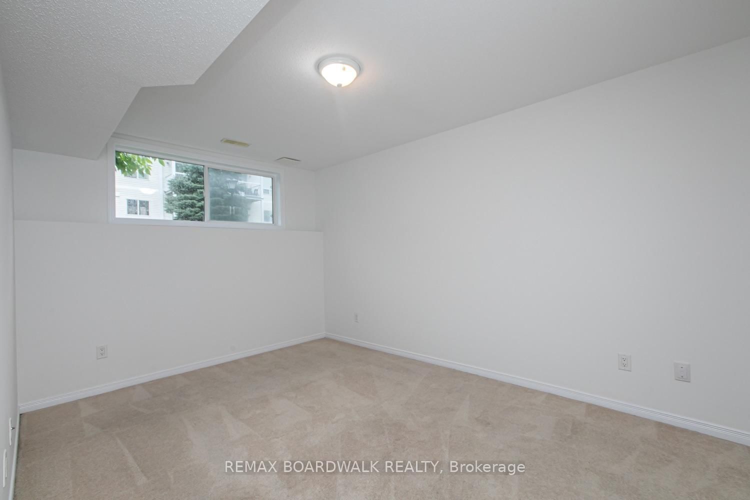 246 Gershwin Private • #38 • Ottawa, ON photo 19