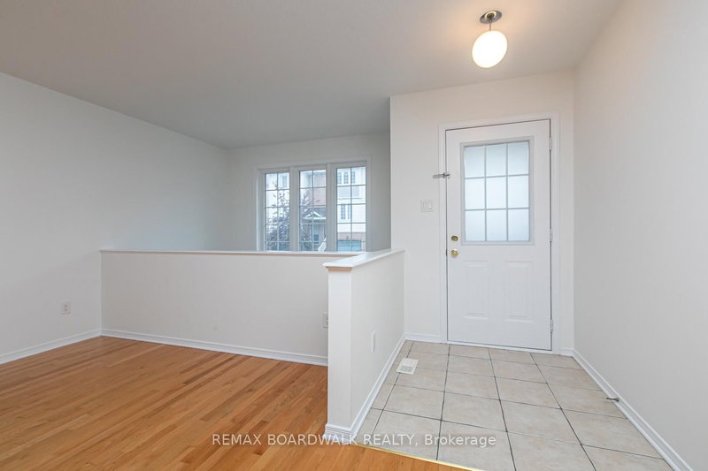 38 - 246 Gershwin Private