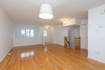 246 Gershwin Private • #38 • Ottawa, ON photo 5
