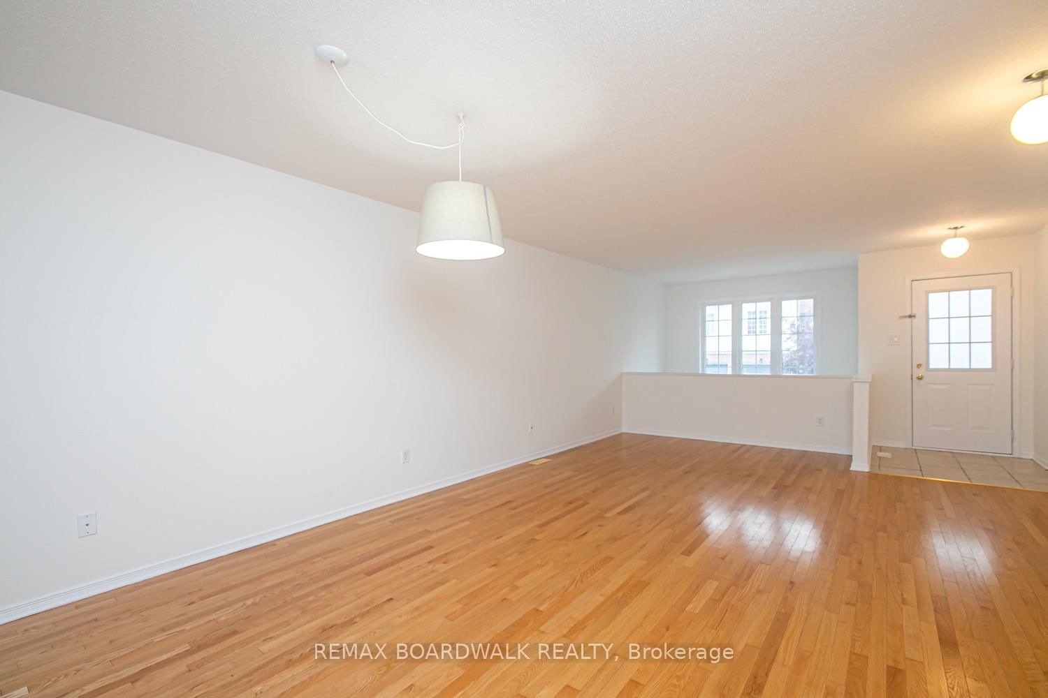 246 Gershwin Private • #38 • Ottawa, ON photo 6